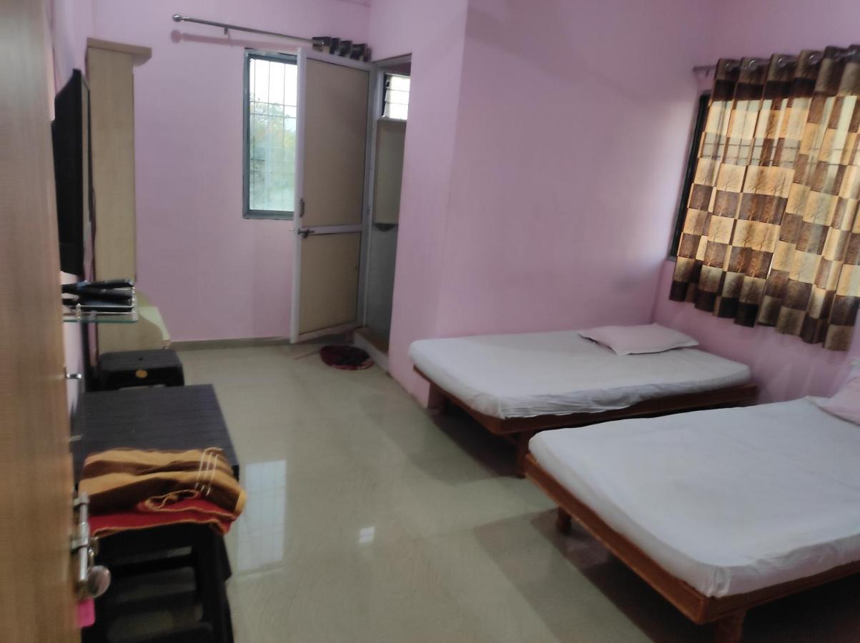 Vrundavan Home Stay And Village Resort Kevadia Exterior foto