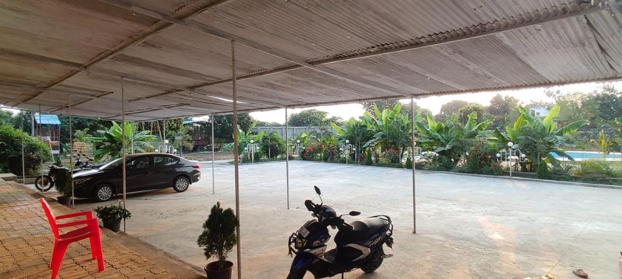 Vrundavan Home Stay And Village Resort Kevadia Exterior foto