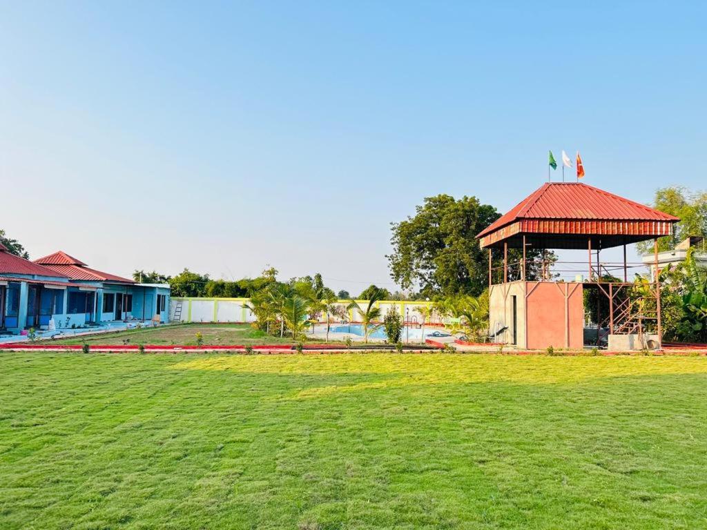 Vrundavan Home Stay And Village Resort Kevadia Exterior foto